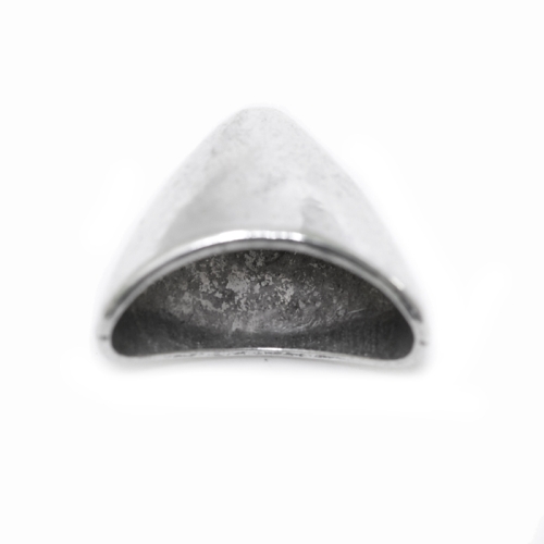 Suur lapik, kellukakujuline kee lõpetuslehter , 20 x 16 x 12mm