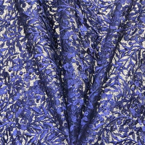 Luksuslik, litritega, lillemustriga, mõlemalt poolt kauni lainelise servaga pitskangas (Spitze), 130cm, 133102