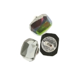 Ristkülikukujuline värvilise, tahulise klaaskristalliga, metallkannaga pidulik nööp, 10x8mm, 16L