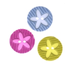 Lillega, reljeefse triibumustriga, kahe auguga plastiknööp, 22mm, 34L