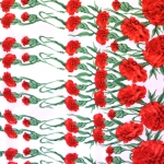 Nelkidega, kanga serva suunas paikneva mustriga, pehme ja veidi veniv polüesterkangas (Silky Stretch), Art. 9850