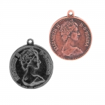 Mündi/medaljonitaoline riputis aasaga, kuninganna reljeefiga 27mm