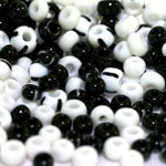 Pärlisegu Must-valgetest pärlitest 5-8mm, 100/50g pakk