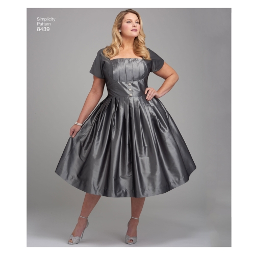 Kleit pihavariatsioonidega, Simplicity Pattern # 8439 