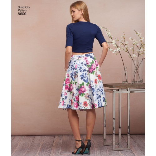 Naiste seelikud ja trikoo-topid, Simplicity Pattern #8609 