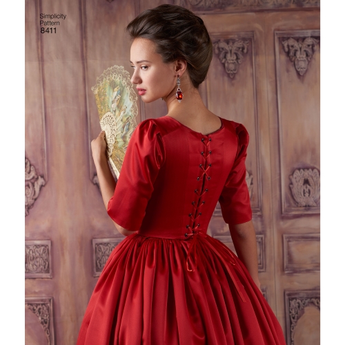 Naiste 18. sajandi kostüüm, Simplicity Pattern # 8411 