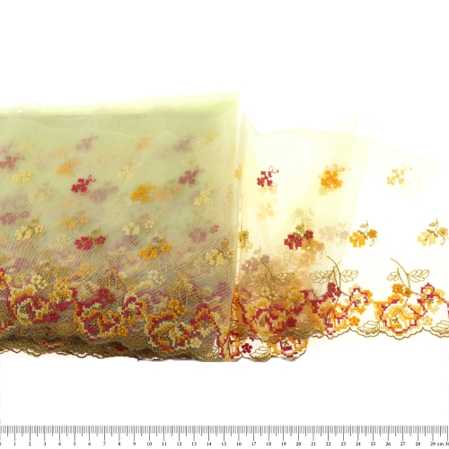 Tüllile tikitud pits, 18 cm 