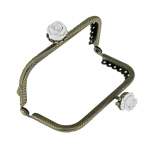 Vedrulukuga ja roosnuppudega 8,5 cm x 4,5 cm kotiraud 