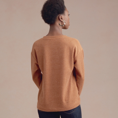 Naiste trikoo sviiter-topid variatsioonidega, Simplicity Pattern #S8950 