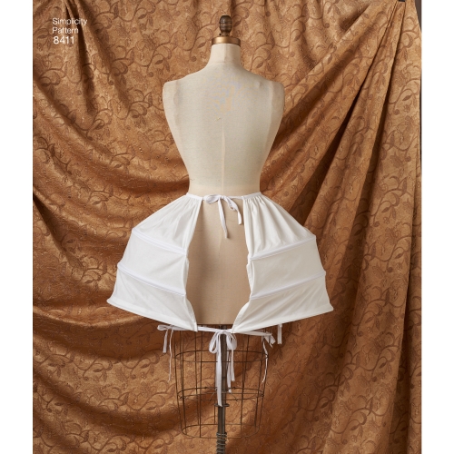 Naiste 18. sajandi kostüüm, Simplicity Pattern # 8411 