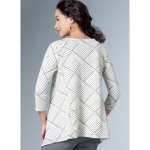 Выкройка: Misses` Loose knit Tunics with Shaped Sides and Pockets, Butterick B6492 