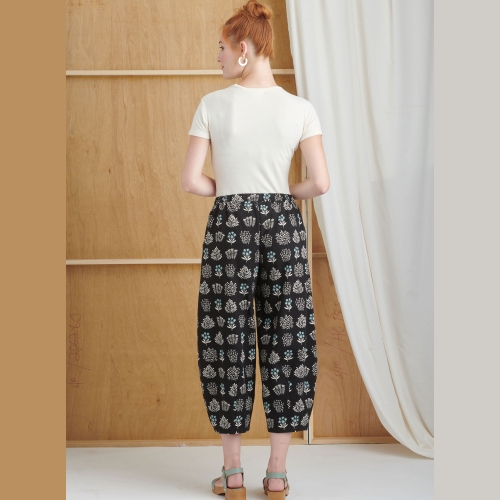 Simplicity lõikekomplekt S9907 MISSES` APRONS AND PANTS, SS9907A 