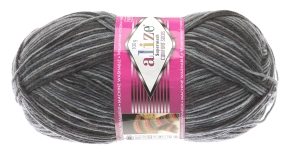 Polüamiidisisaldusega villane sokilõng