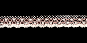 Puuvillane pits 2019-Z5 laiusega 1,8 cm, värv kreemjasvalge vanaroosaga