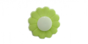 SD215 Nööp lilleõis Pastic Button ø15 mm, suurus: 24L heleroheline