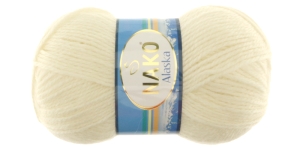 Villasisaldusega lõng, loodusvalge