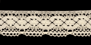 	Kootud polüesterpits laiusega 5,5cm Art.D854-02, värv 02 kreemjasvalge