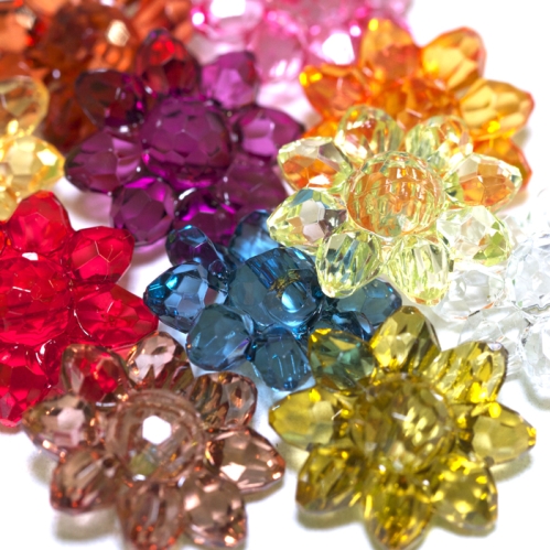 Lillekujuline kristallilaadne akrüülnööp 21x10mm, 34L