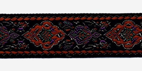 78. Must pael oranžide ornamentidega