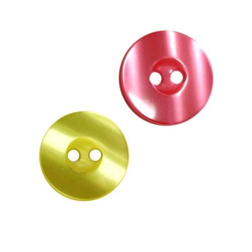 Helklev, keskelt kausjas, kahe auguga plastiknööp, 18mm, 28L