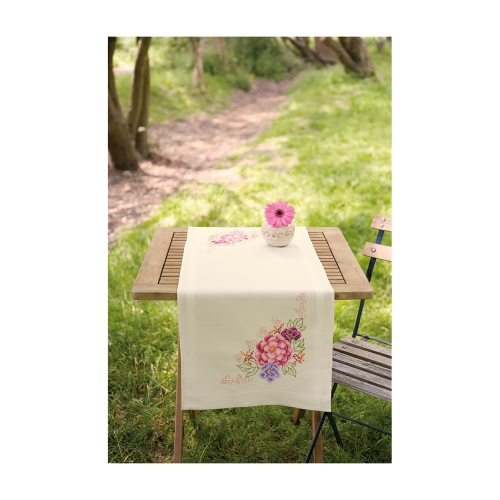 Tikkimiskomplekt eelprinditud mustriga ja tikkimislõngadega, 40 cm x 100 cm, Vervaco