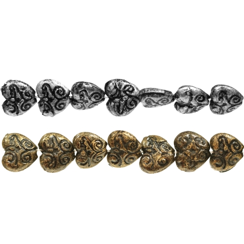Südamekujuline antiikse reljeefse mustriga plasthelmed 15 x 7mm