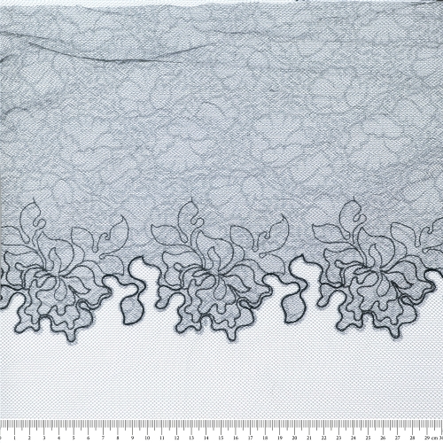 Tüllile tikitud pits, 28 cm