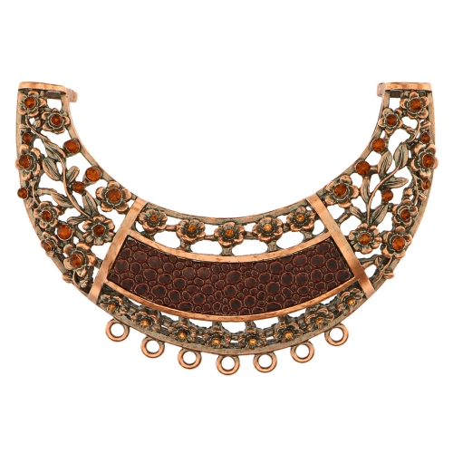 Suurempi metallinen korupohja lasikristalleilla, vaatteen koristeosa tms., 95 × 60 mm