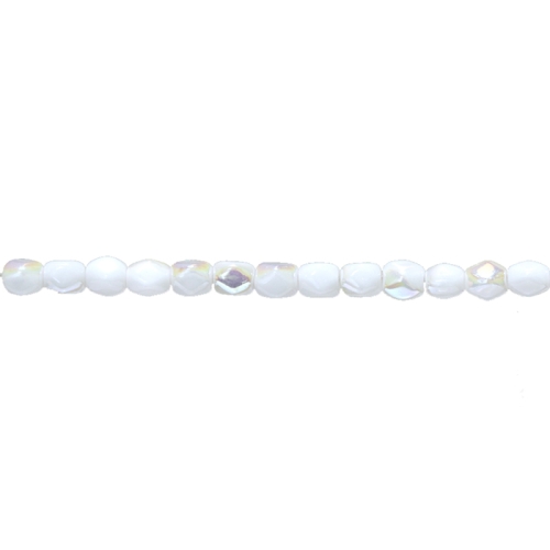 Ovaalne pikuti läbistatud auguga 5x4mm klaashelmes 