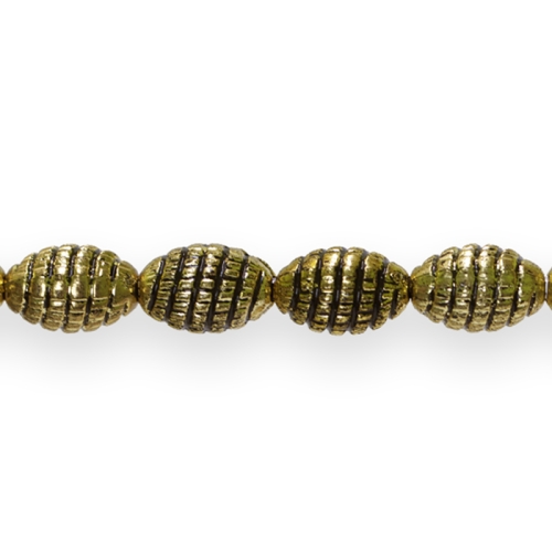 Ovaalsed metallilaadsed plastikhelmed 12 x 7,5mm