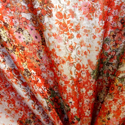 Sissekootud mustriga (jacquard) elegantne kunstsiidist kangas 619961