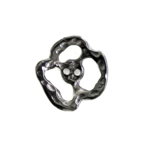 Metallist lillekujuline, kahe auguga nööp, 18mm/28L