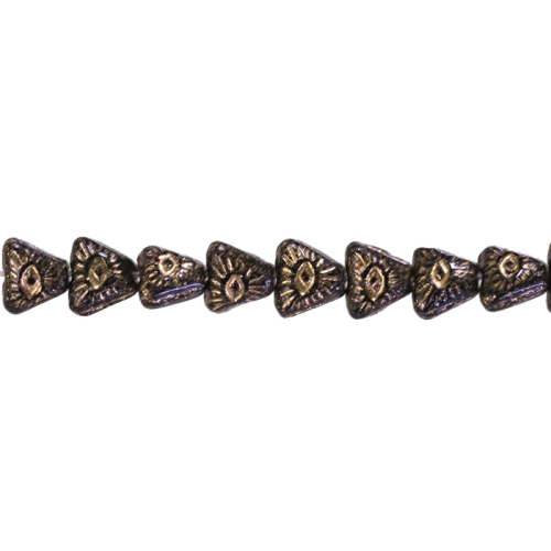 Kolmnurkne, lapik reljeefse mustriga 7x6,5x4mm klaashelmes 
