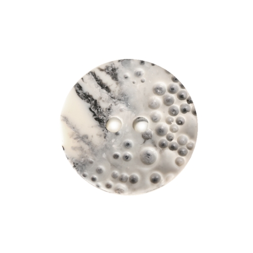 Reljeefse täpimustriga, nelja auguga plastiknööp ø22 mm, suurus: 34L