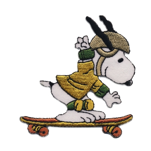 Triigitav aplikatsioon; Snoopy sõidab rulaga 7 cm