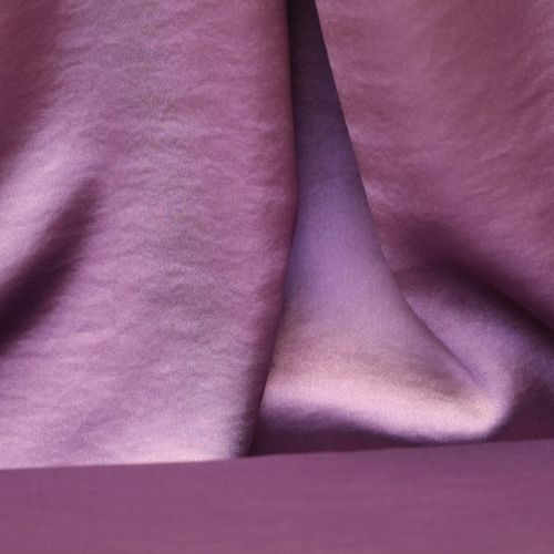 Ühevärviline, siidja läikega, satiin kostüümikangas (PES satin), 148,5cm, 209.411