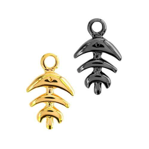 Metallist, kalaluuga riputis ülalt aasataolise auguga, suuruses 17x27x4mm