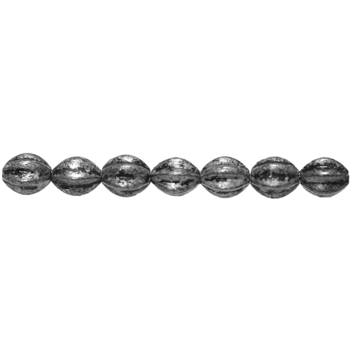 Ovaalsed, antiikse reljeefse mustriga plasthelmed 9 x 7mm