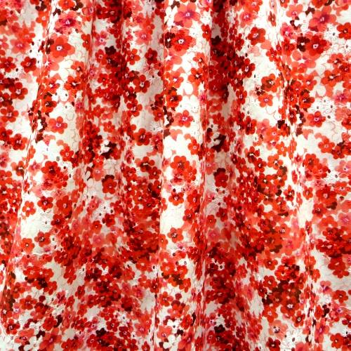 Valge, roosakaslillade lillekestega kostüümikangas, 146cm