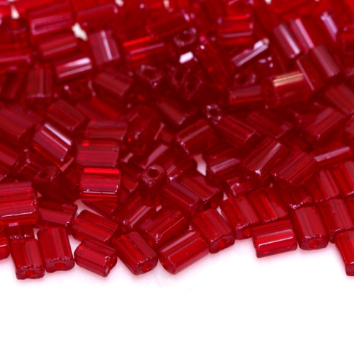 Putkihelmi kolmio, kolmikulmainen reikä, 3 x 5 mm, Preciosa