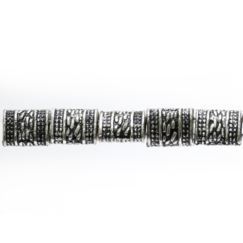 Torujas, lapik plasthelmed antiikse reljeefse mustriga metalse tooniga 9 x 7mm