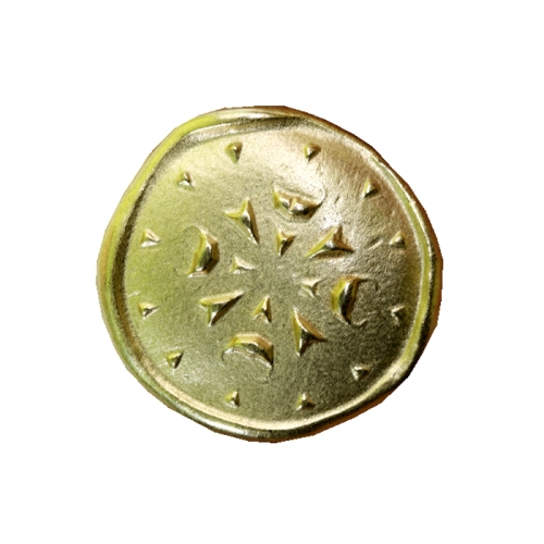 Metallist, kuldne, reljeefse mustriga, kannaga nööp 28mm, 44L