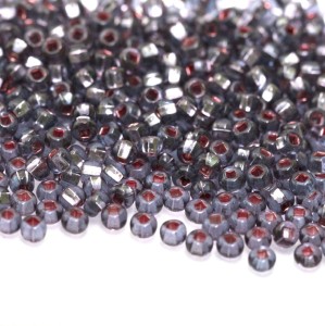 Siemenhelmet, hopeasisus (kiiltävä, kulmikas reikä), nro 6 (Ø 3,7–4,3 mm), Preciosa Ornela